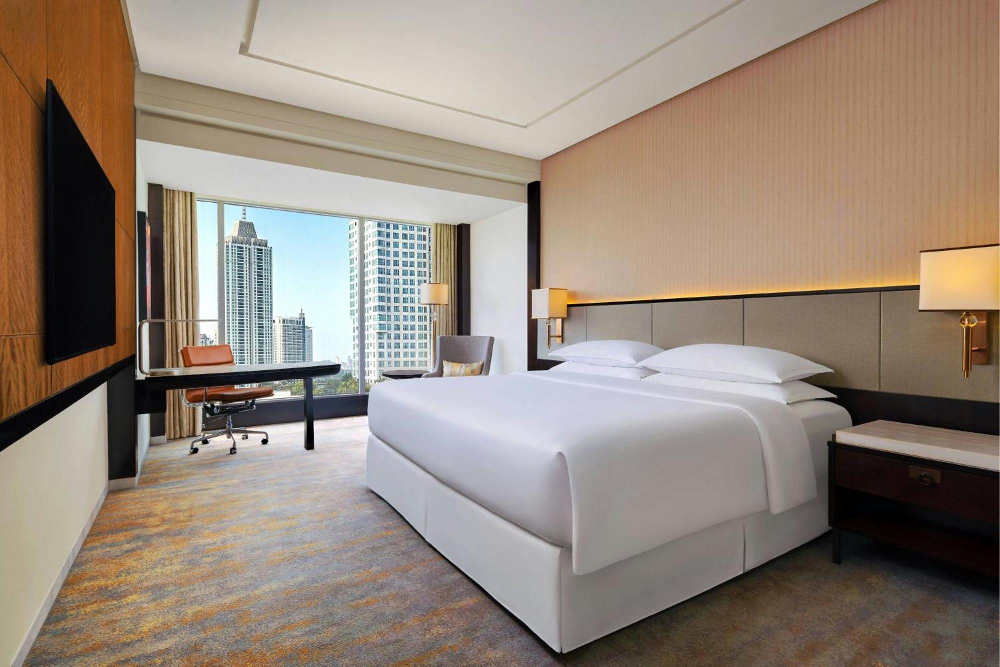 Sheraton Grand Jakarta Gandaria City Hotel Exterior foto